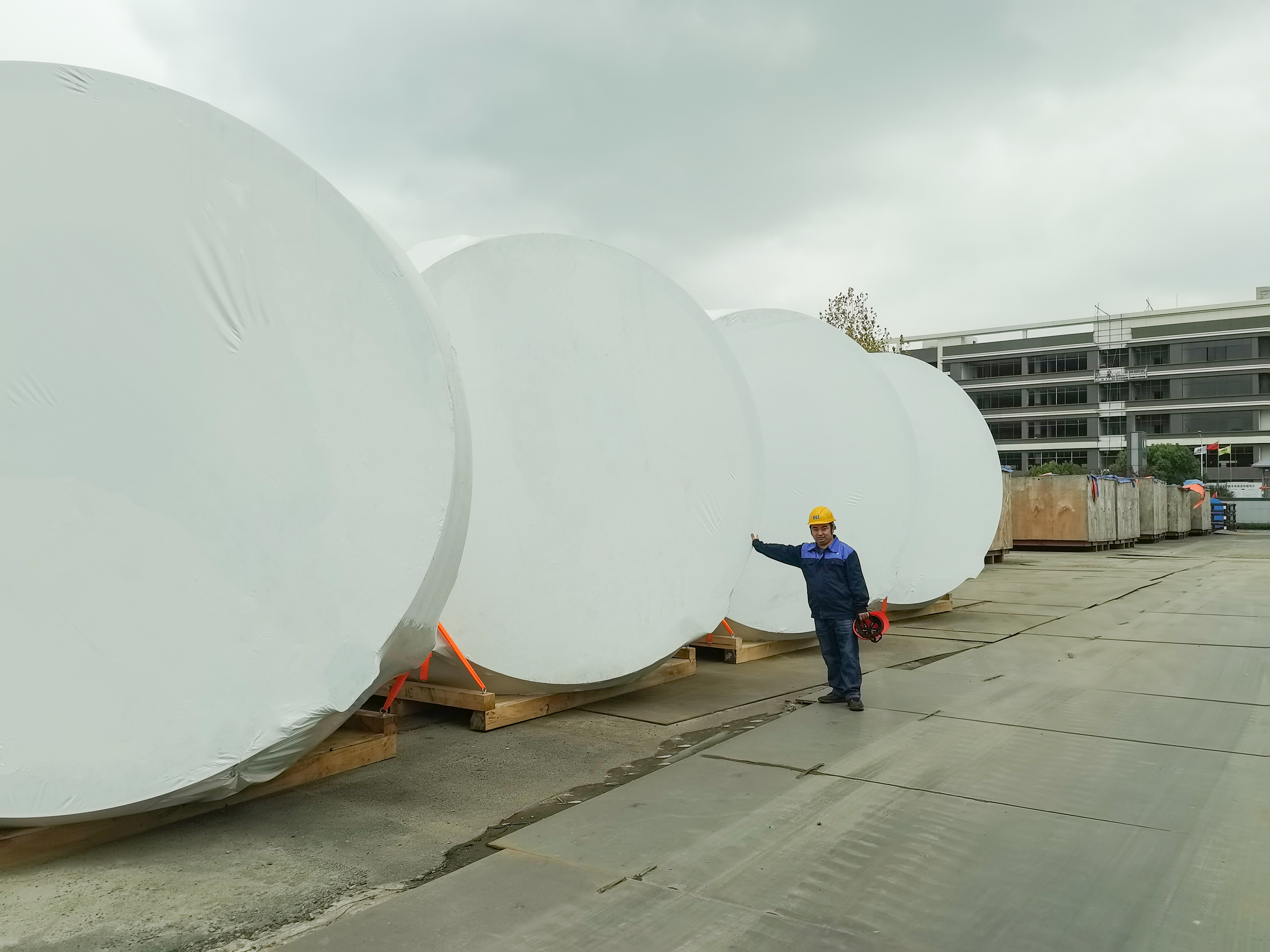 Película retráctil VCI para equipos pesados ​​de energía eólica 